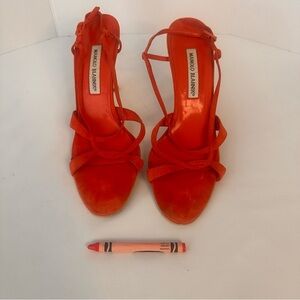 Manolo Blahnik Coral Suede Strappy Sandal Heels Size 39.5 75mm heel